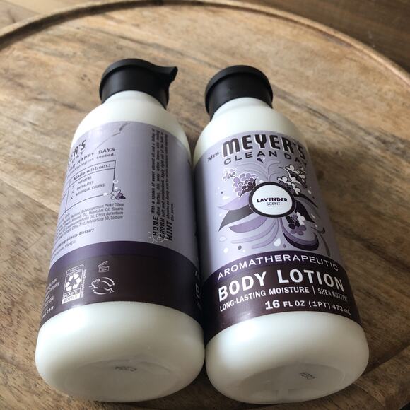 (2) MRS. MEYER'S CLEAN DAY Body Lotion for Dry Skin, Lavender scent - 16oz Each - Picture 5 of 6